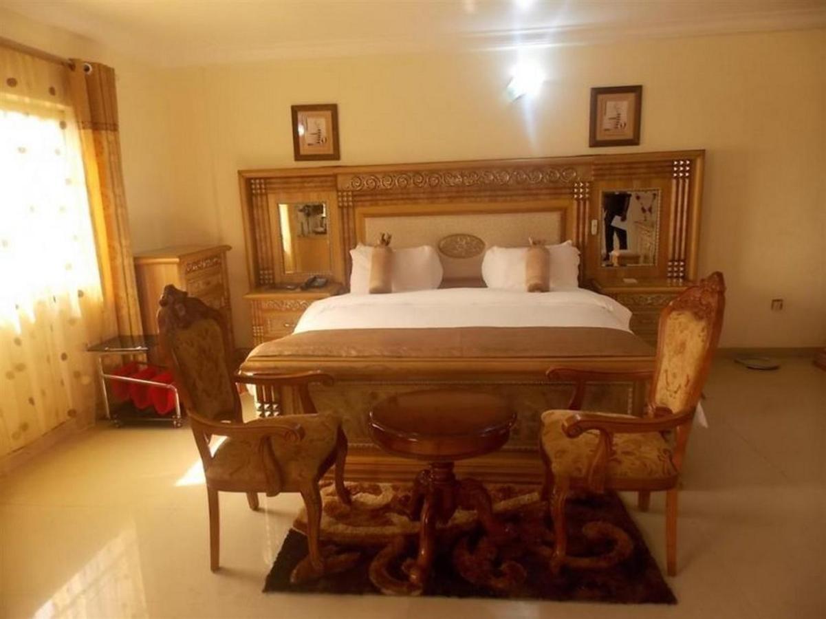 Room In Lodge - Ayalla Hotels And Suites Αμπούζα Εξωτερικό φωτογραφία